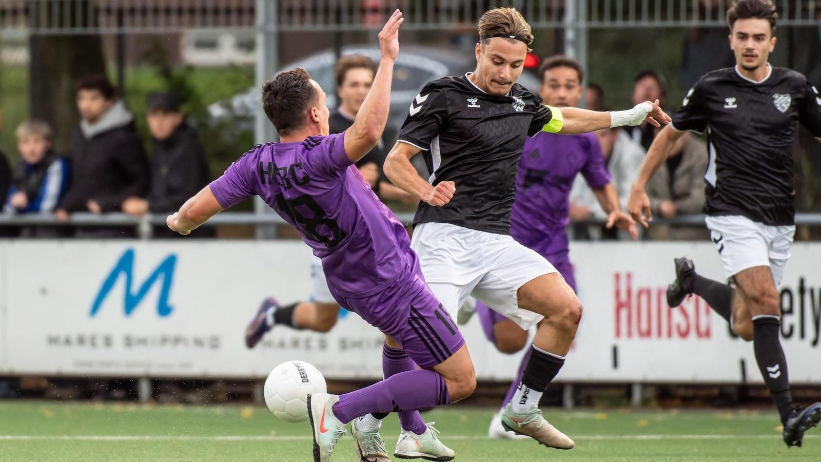 Oberliga-Hamburg-Kommt-es-zum-gro-en-Knall-durch-die-Spielklassenreform-
