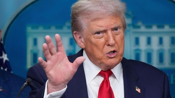 Angriff auf US-Medien: Trump droht TV-Sendern mit Lizenz-Entzug