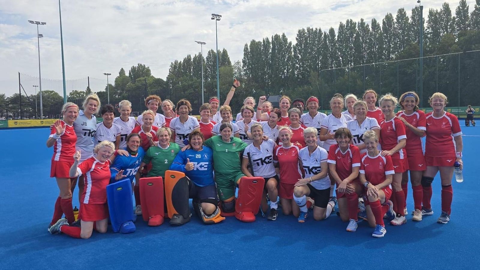 Ern-chternde-EM-Warum-Velberter-60-Hockeyspielerin-trotzdem-nach-vorne-schaut