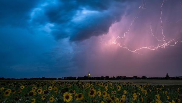 Deutscher Wetterdienst warnt vor starken Gewittern in Thüringen