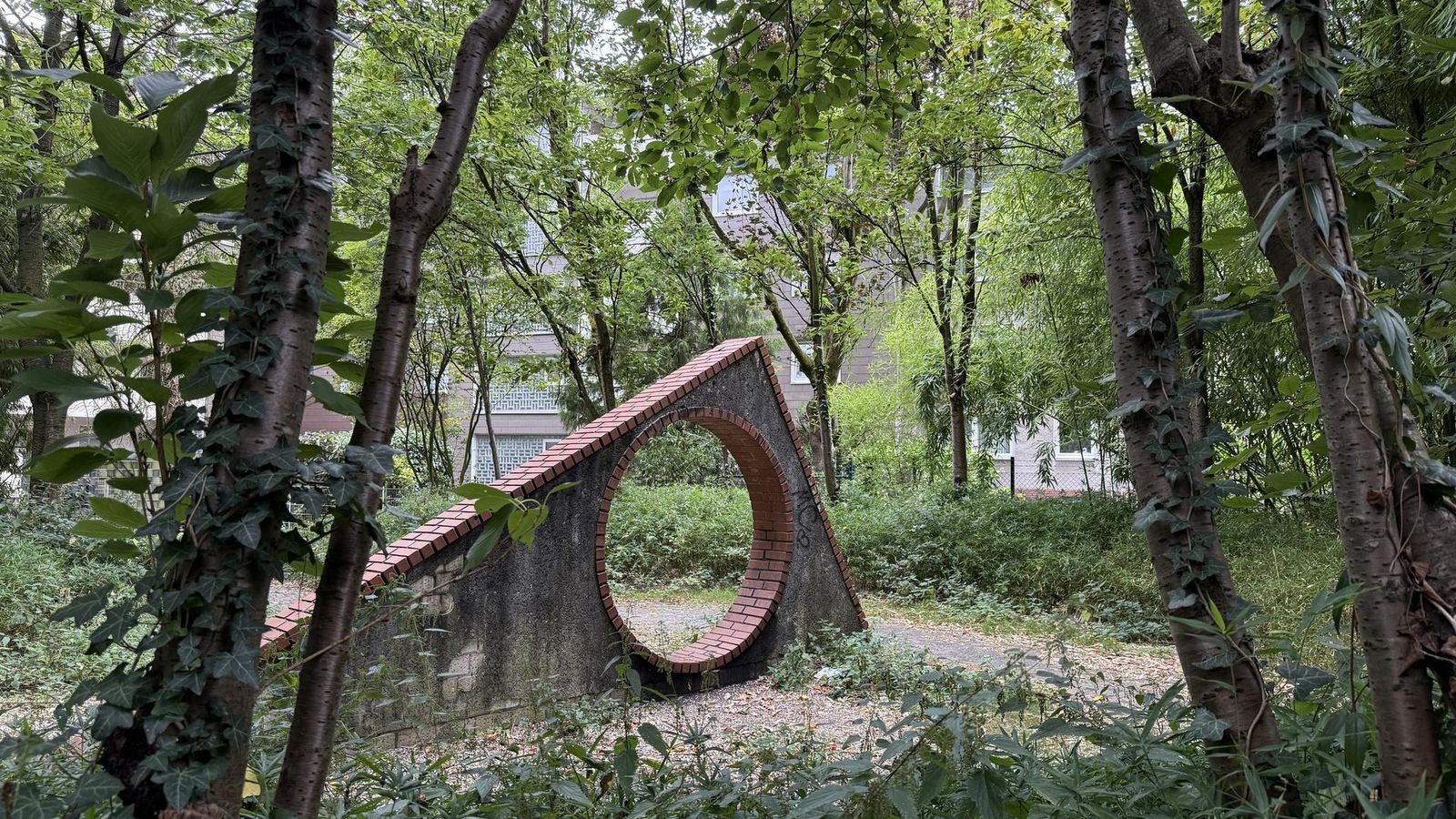 Chinesischer-Garten-Kleine-Oase-versteckt-sich-seit-30-Jahren
