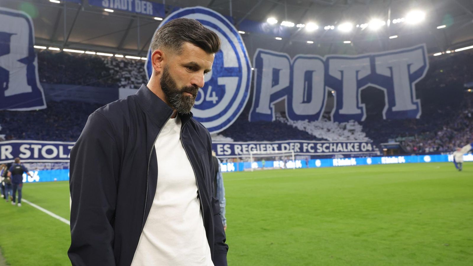 Schalke-tritt-in-Gladbach-an-So-kommen-Fans-an-Tickets