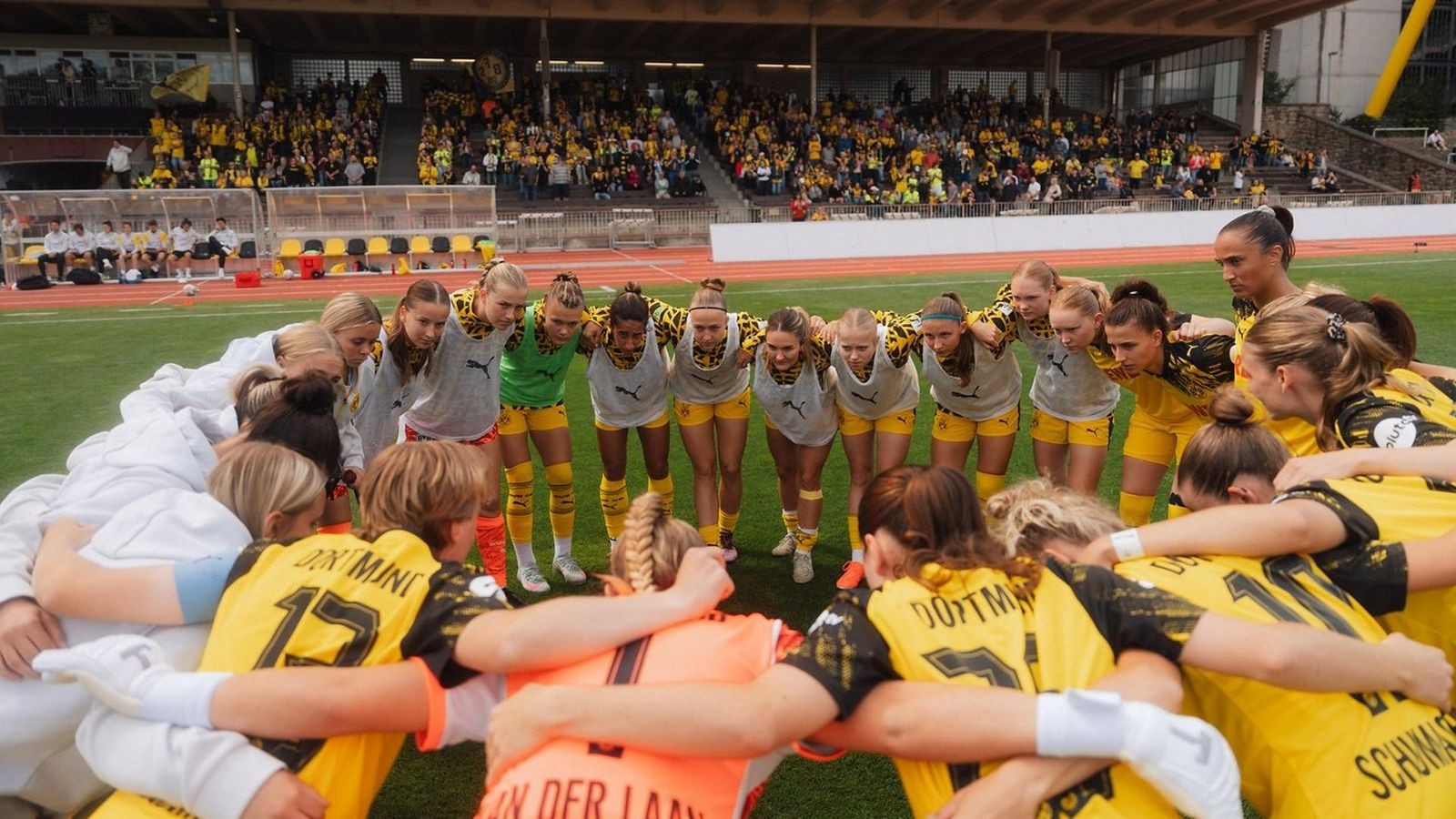 -Andere-Bedingungen-Was-die-BVB-Frauen-gegen-K-ln-erwartet