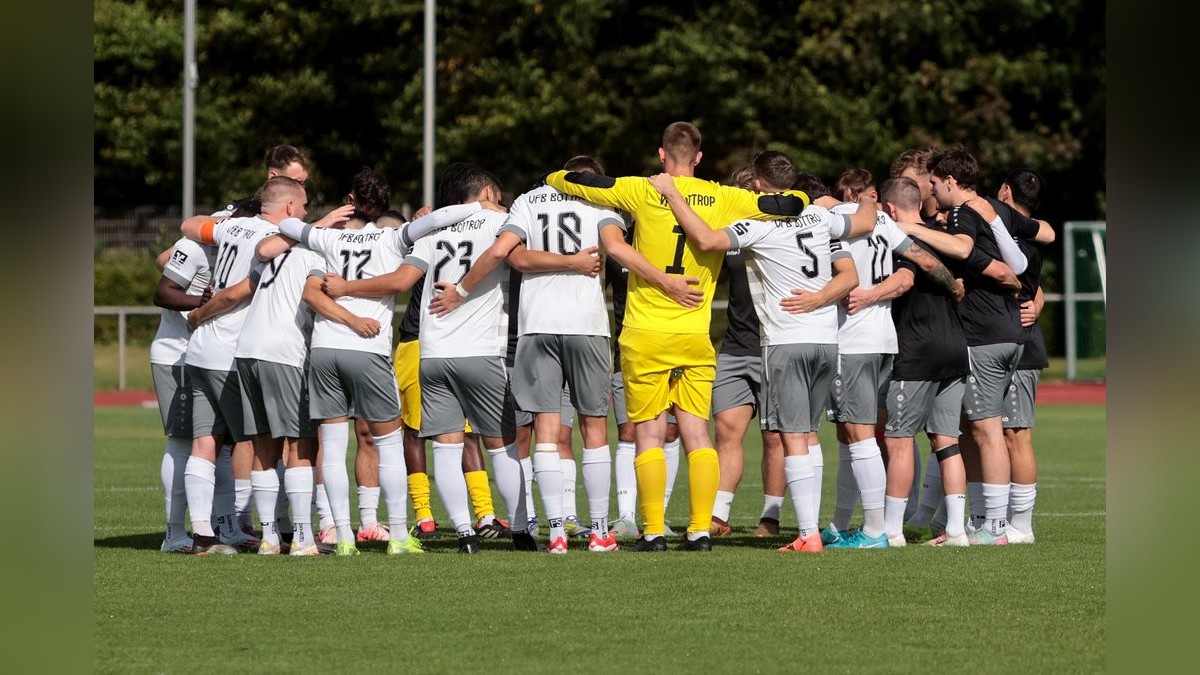 VfB Bottrop gegen PSV Wesel-Lackhausen