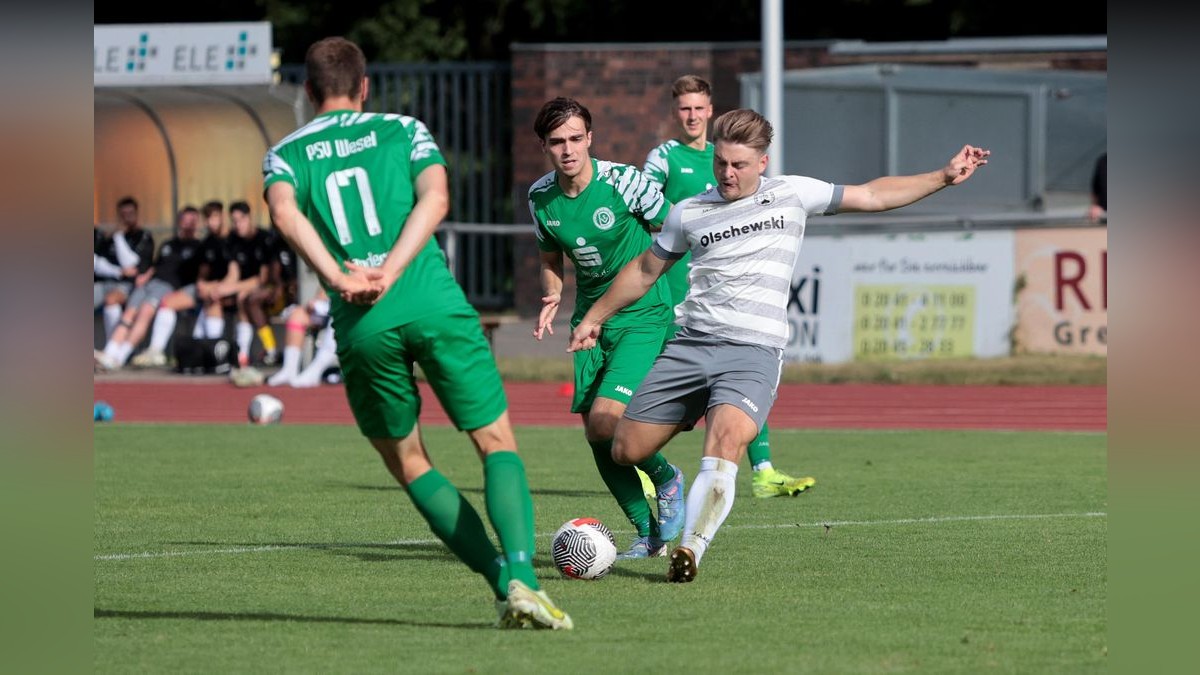 VfB Bottrop gegen PSV Wesel-Lackhausen