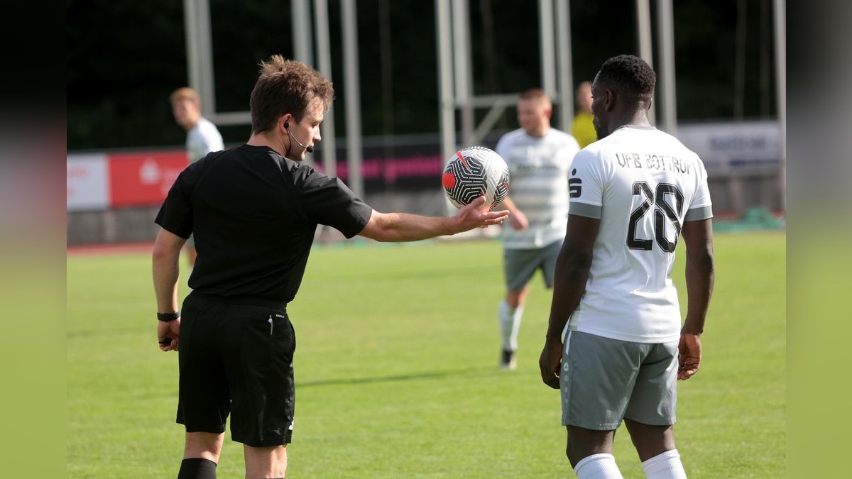 VfB Bottrop gegen PSV Wesel-Lackhausen