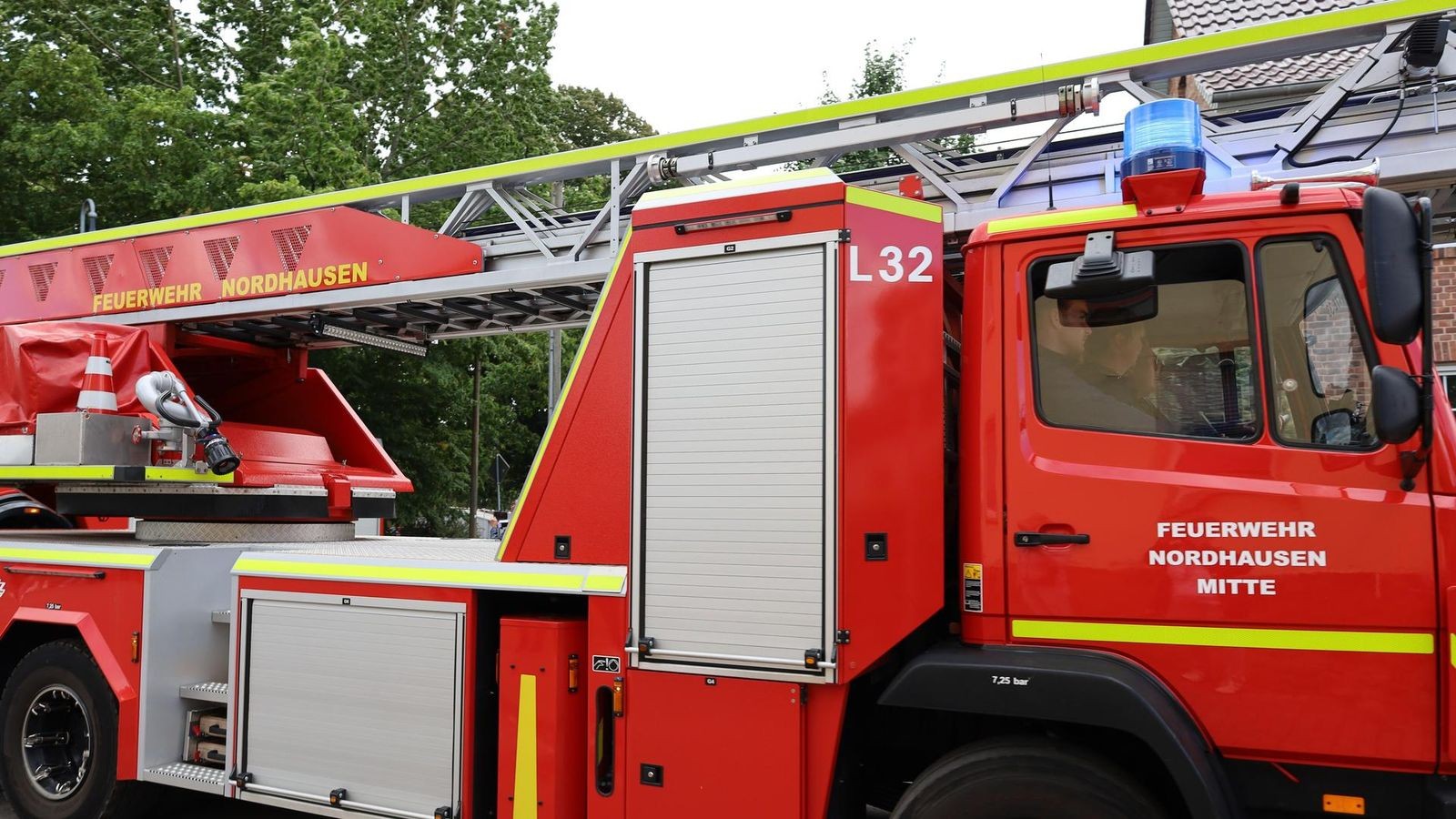 Alarm-im-Wohnblock-in-Nordhausen-Feuerwehr-entdeckt-verkohltes-Essen