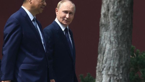 Putin in China: Gasgeschäfte und Kriegsparolen beim Tee