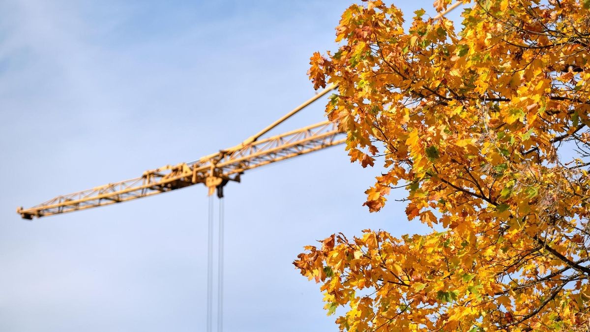 Eine Baustelle im Herbst 