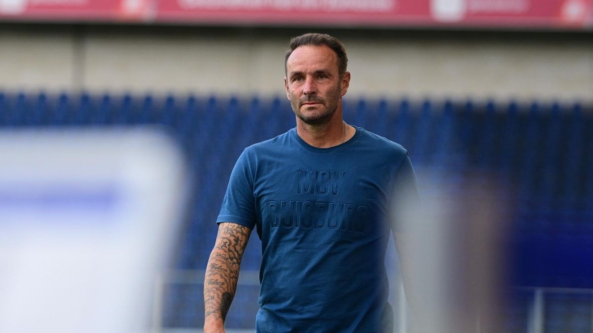 Trainer Dietmar Hirsch setzt beim MSV Duisburg auf neue Erkenntnisse im Testspiel in Bochum.