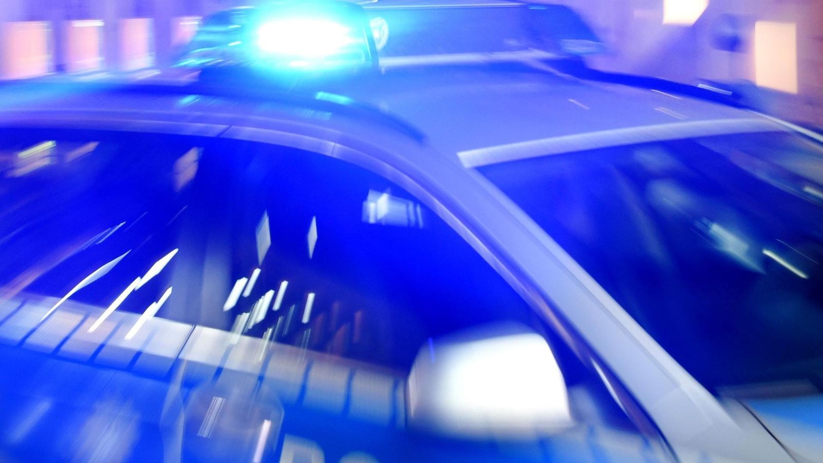 Verfolgungsjagd-auf-Autobahn-Lkw-Fahrer-aus-Th-ringen-wird-zum-Helden-des-Alltags-