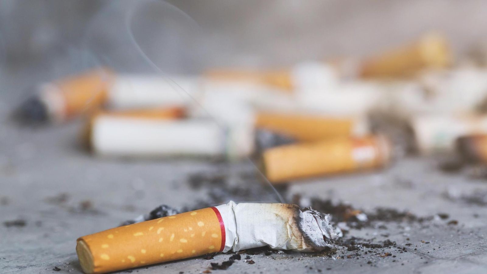 Kleine-Kippe-gro-er-Schaden-Was-Zigarettenstummel-anrichten