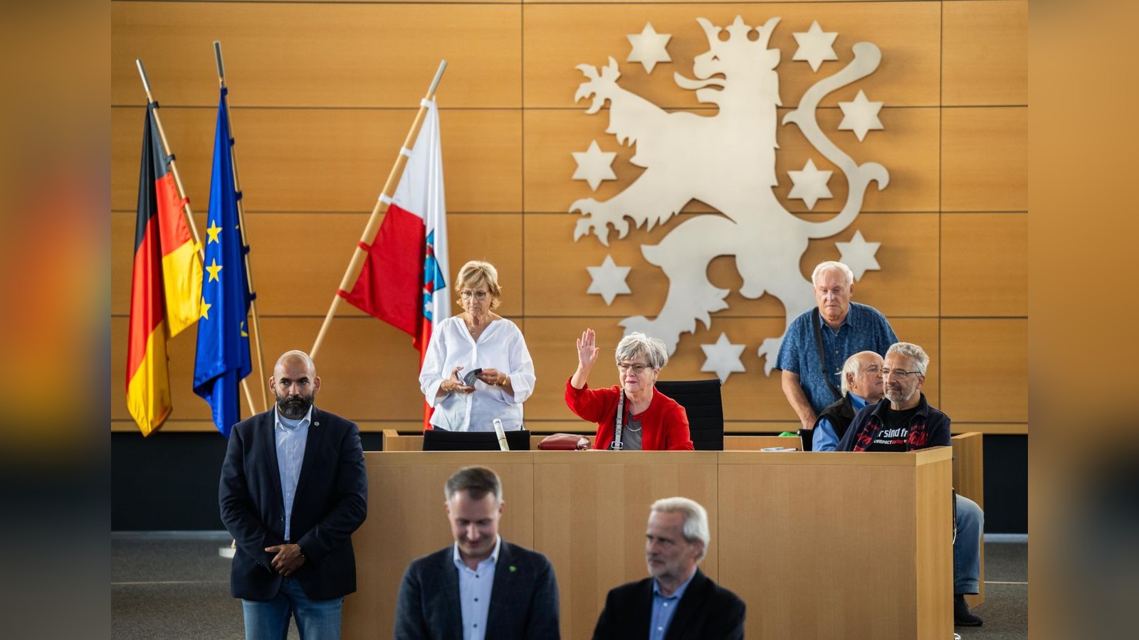 Th-ringer-Landtag-ffnet-die-T-ren-Was-B-rger-Politiker-fragen