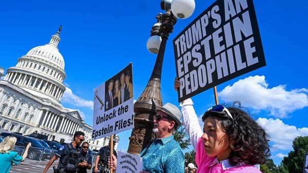 Grüße an Epstein: Ist das der Anfang vom Ende von Präsident Trump?