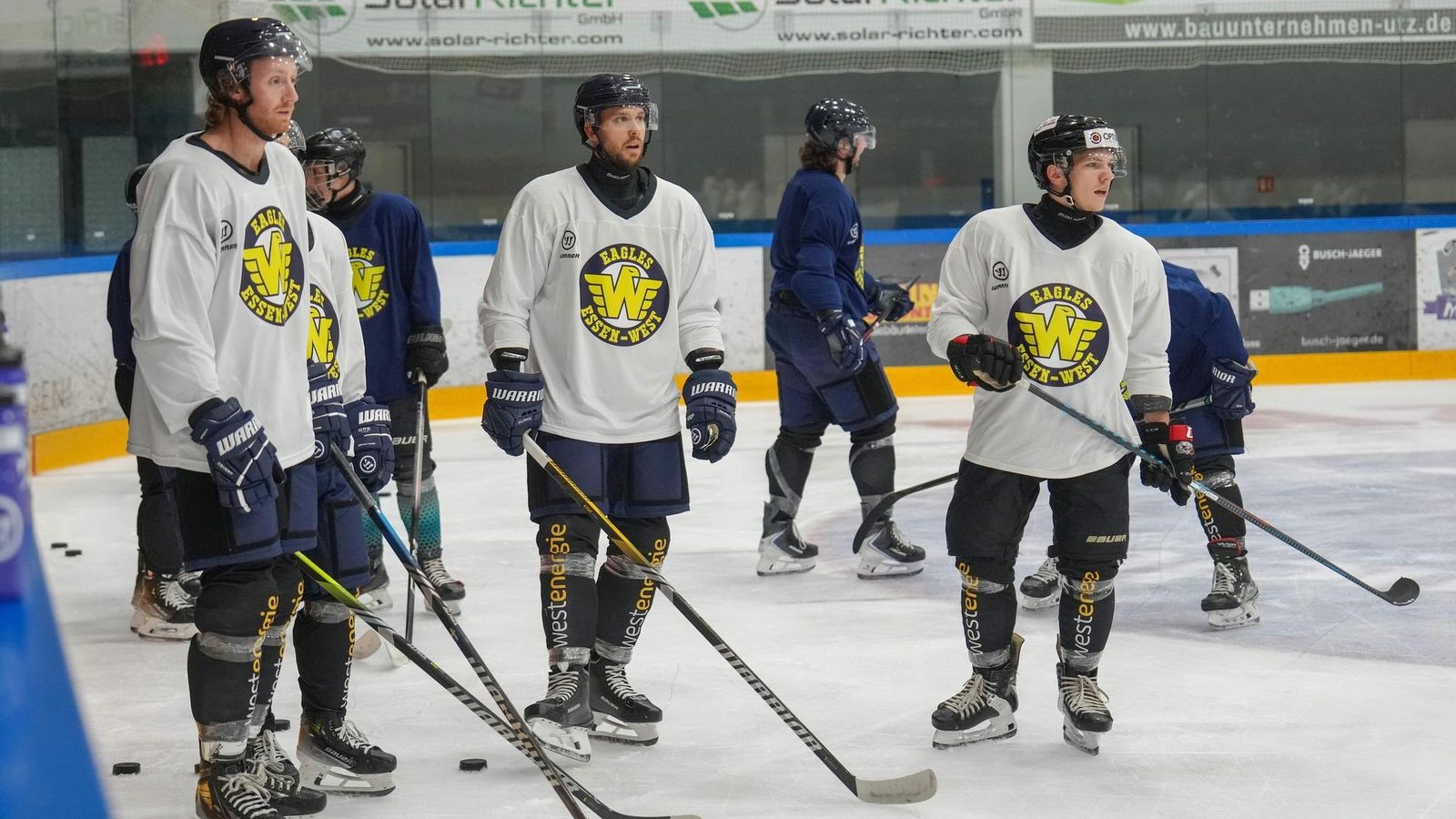Live-im-Ticker-Eagles-leiten-mit-erstem-Test-neue-Eishockey-ra-in-Essen-ein