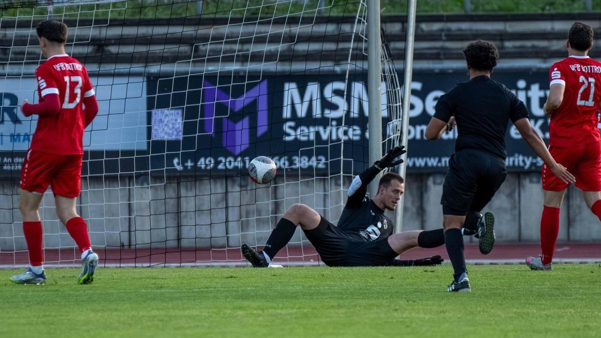 VfB Bottrop gegen VfB Speldorf  