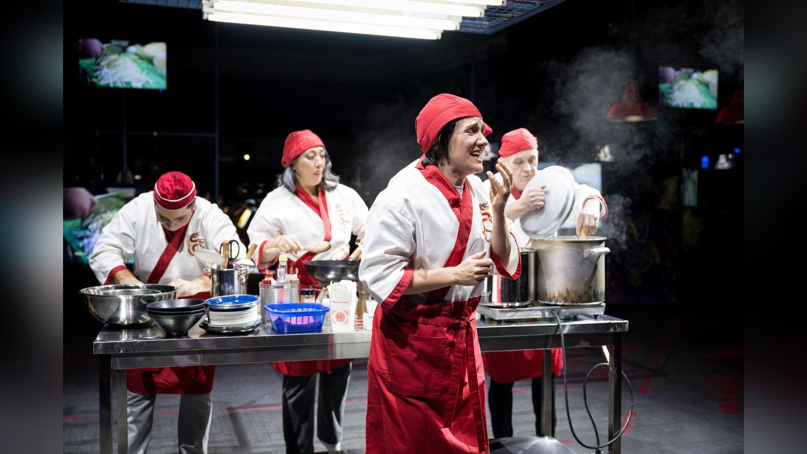 Teils-entt-uschend-Theater-Hagen-l-sst-Publikum-in-der-Oper-auf-die-B-hne