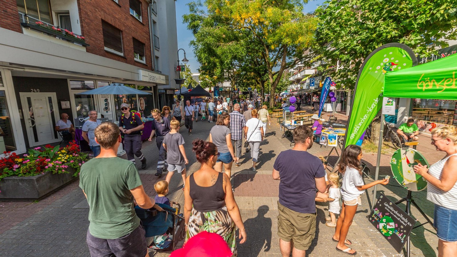 Dorffest-in-Dinslaken-Das-erwartet-Besucher-in-Hiesfeld