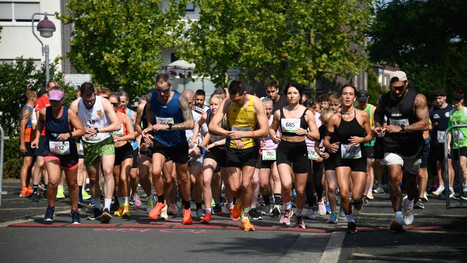 -Voerde-l-uft-2025-Alle-Infos-zum-Lauf-durch-die-Stadt