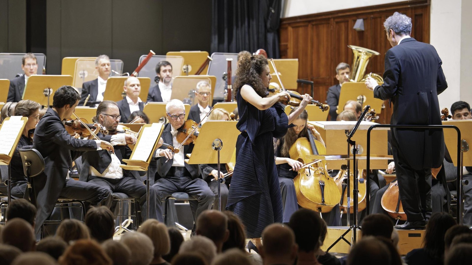 Jenaer-Philharmonie-erzeugt-mit-Schostakowitsch-G-nsehautmomente
