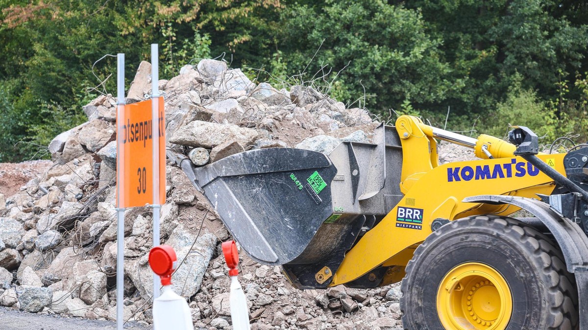 Kreuz Westhofen: Brücke abgerissen – Arbeiten laufen weiter rund um die Uhr 