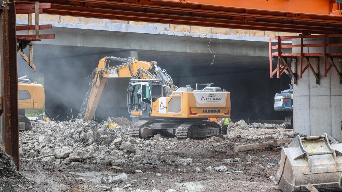 Kreuz Westhofen: Brücke abgerissen – Arbeiten laufen weiter rund um die Uhr 