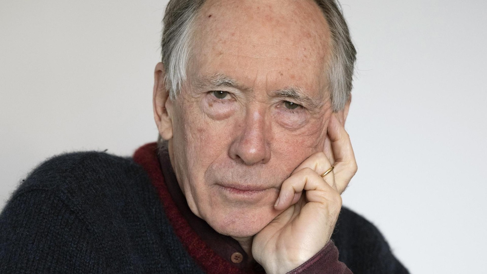 Ian-McEwans-neuer-Roman-Was-bleibt-wenn-alles-unterging