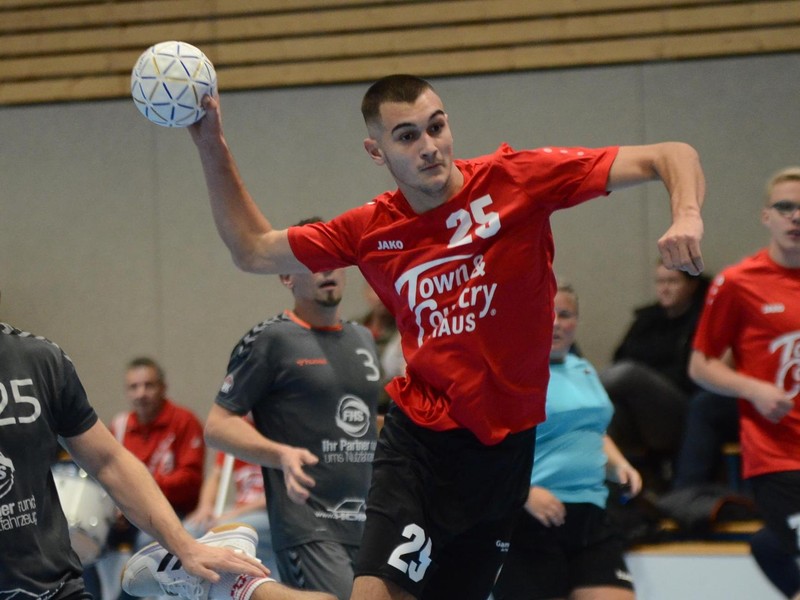 Szaleństwo bramek: Rezerwy Behringen rozgromiły Wilki z Erfurtu