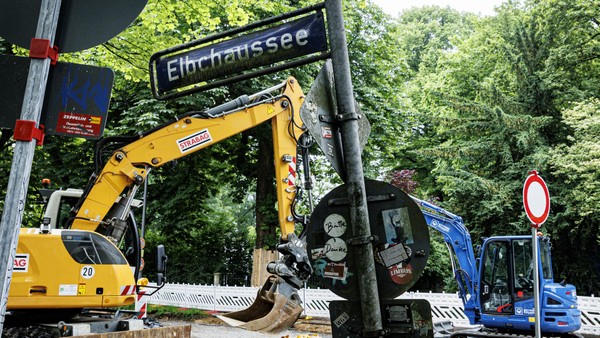 Nach Wasserrohrbruch in Altona: Wann Elbchaussee wieder frei ist