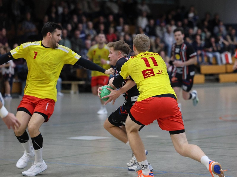 MTV Rheinwacht Dinslaken zwycięża w premierowym meczu u siebie w nowych strojach