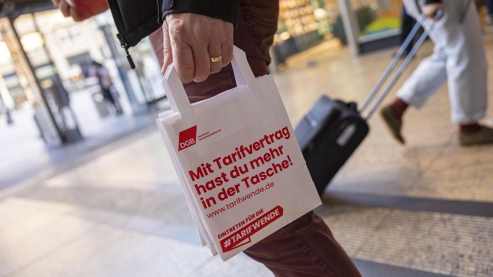 Ist-Deutschland-eins-Lange-nicht-sagen-die-einen-Auf-jeden-Fall-erkl-ren-die-anderen
