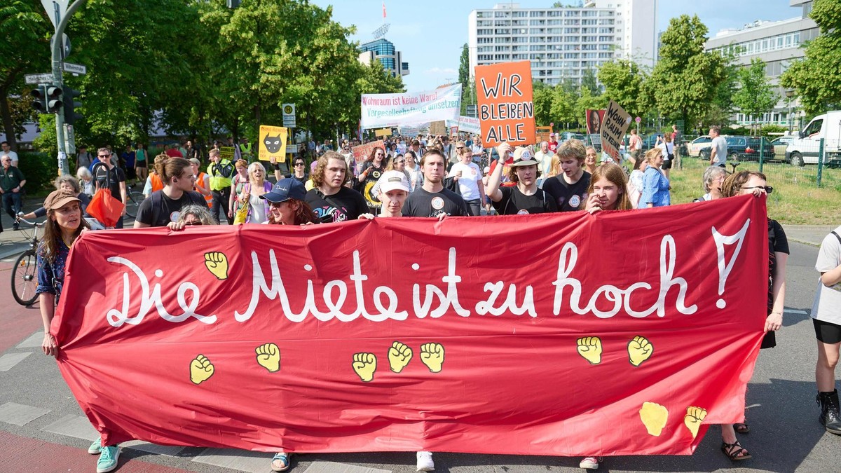 Demonstration 