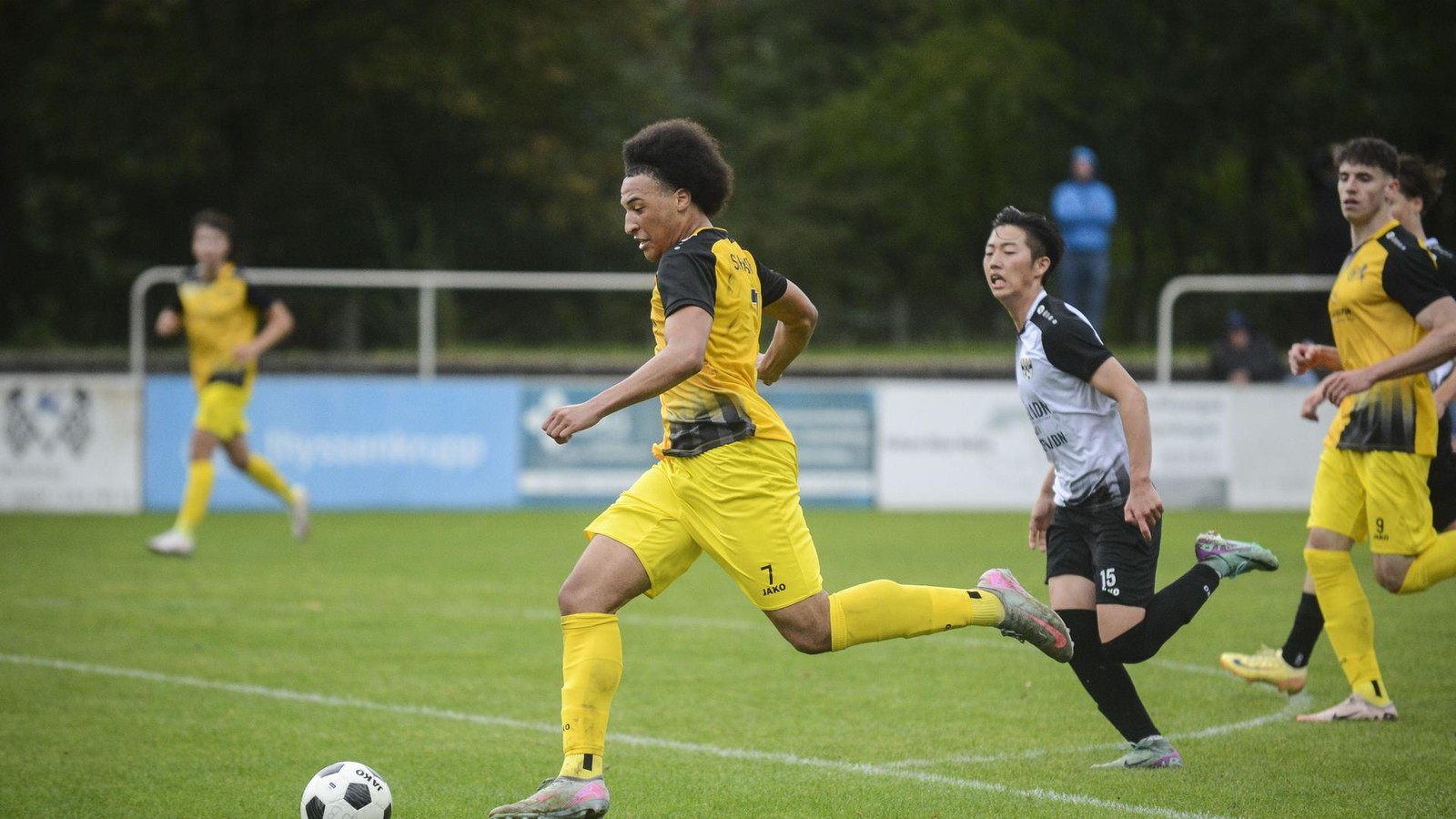 hamborner-coach-stenzel-selbstbewusst-die-k-pfe-sind-oben