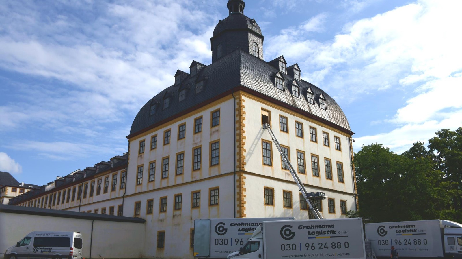 Th-ringens-gef-hrlichste-Schloss-Baustelle-Wo-im-Keller-Pfeiler-br-seln