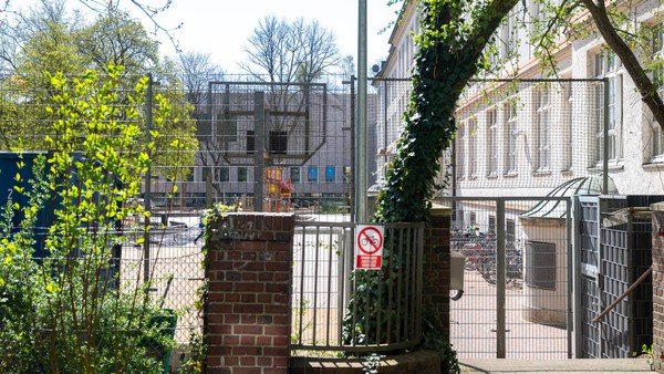 Neue Sporthalle zu laut für Sport: Umbau verzögert sich weiter