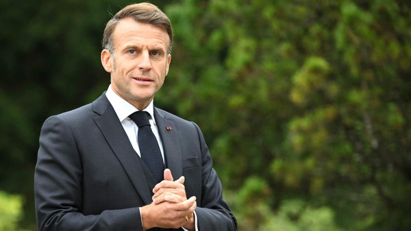 Frankreichs Regierungskrise: Macron will sich „Verantwortung stellen“