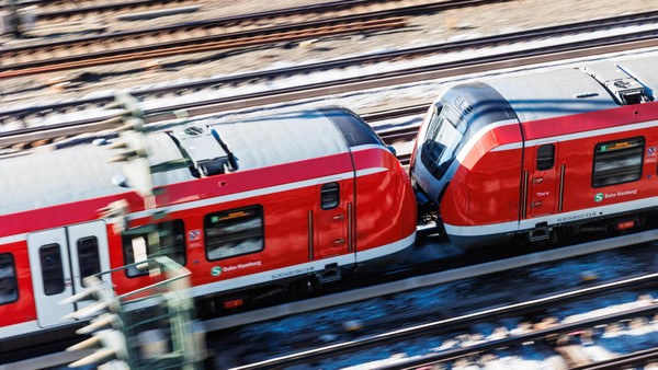 Zwischen Schanze und Bahnhof: S-Bahn-Sperrung länger als geplant