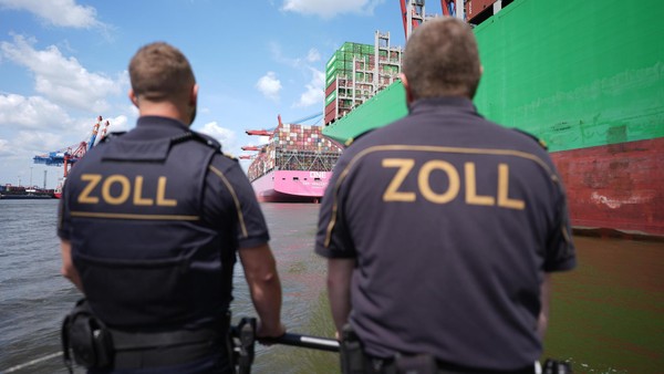 „Shrek“ und „Spidey“: Hafen-Mitarbeiter halfen Bande beim Schmuggel