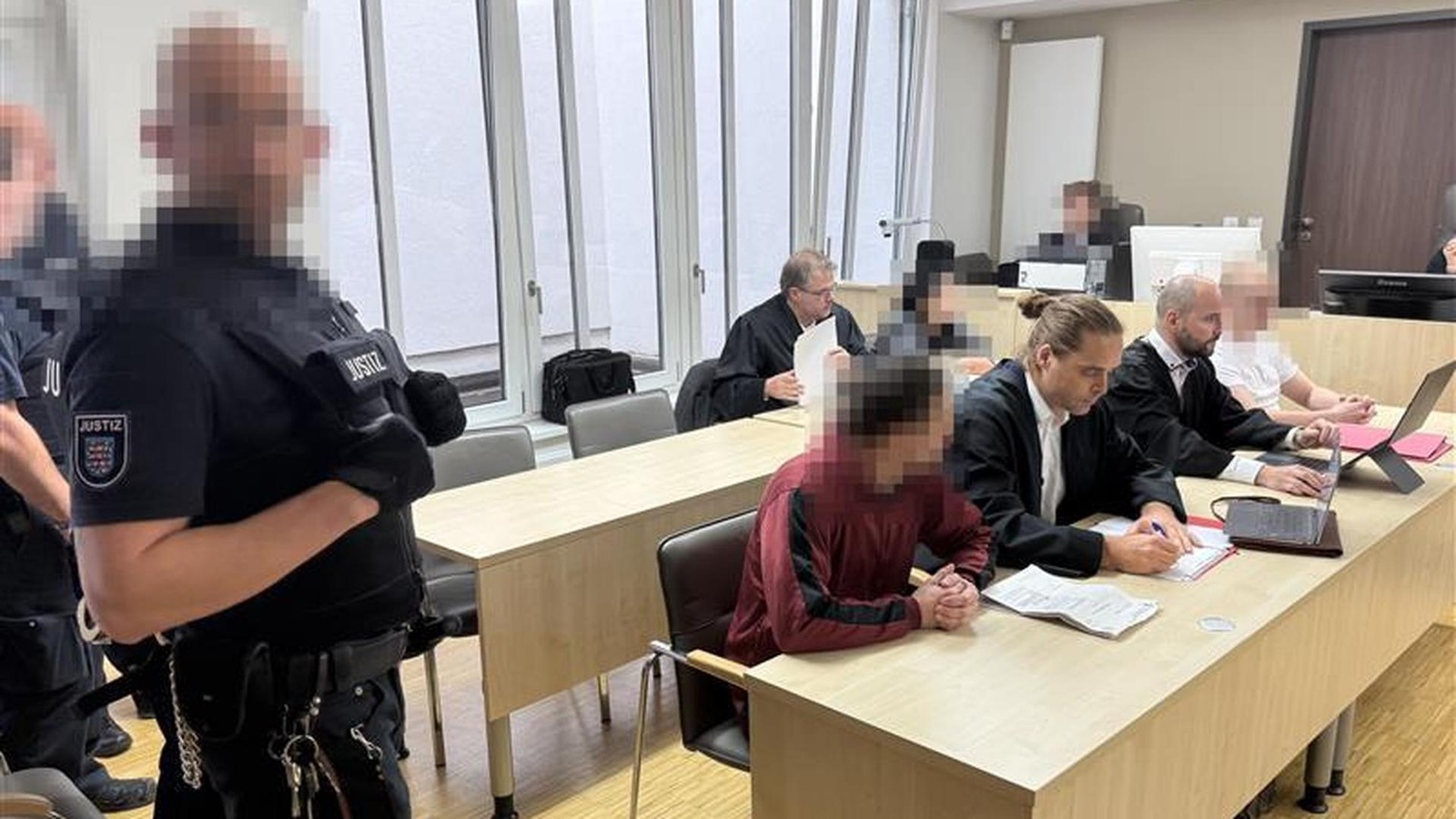 -Sch-del-h-tte-bersten-k-nnen-Mitglieder-der-TV-Familie-Ritter-in-Gera-zu-Haft-verurteilt