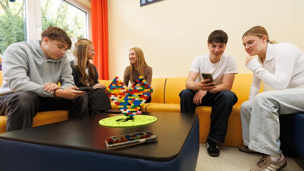 Keine Handys, kein Stress: So geht diese Schule in Buer neue Wege