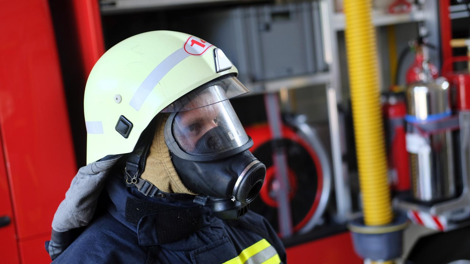 Ammoniak-Alarm-in-Oberhausen-Feuerwehr-Messtrupps-unterwegs