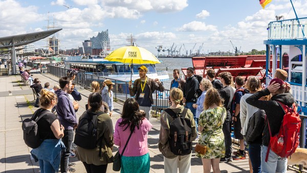 Japaner erkrankt auf Hamburg-Reise – und kann nicht zurück in Heimat