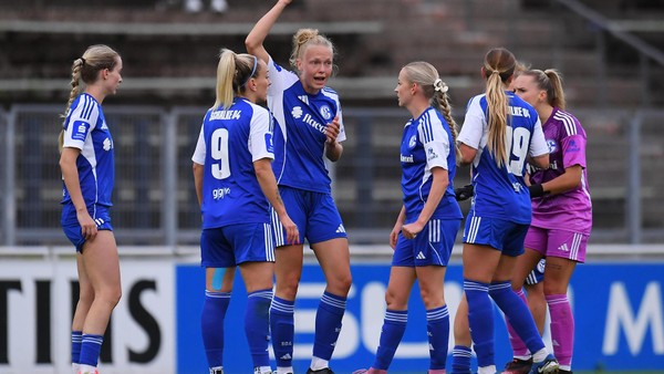 Heute im Livestream: Schalkes Frauen wollen beim FC Iserlohn nächsten Sieg holen