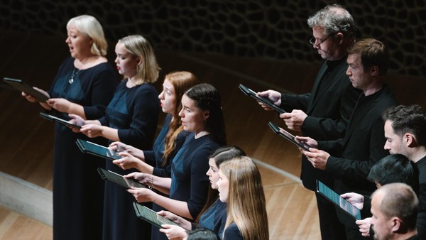 Elbphilharmonie: Riesenjubel für die Musik eines 90-Jährigen