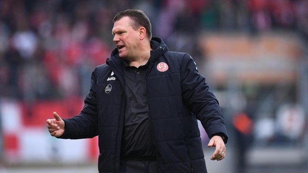 RWE: Trainer Uwe Koschinat hat nach wie vor Vertrauen verdient