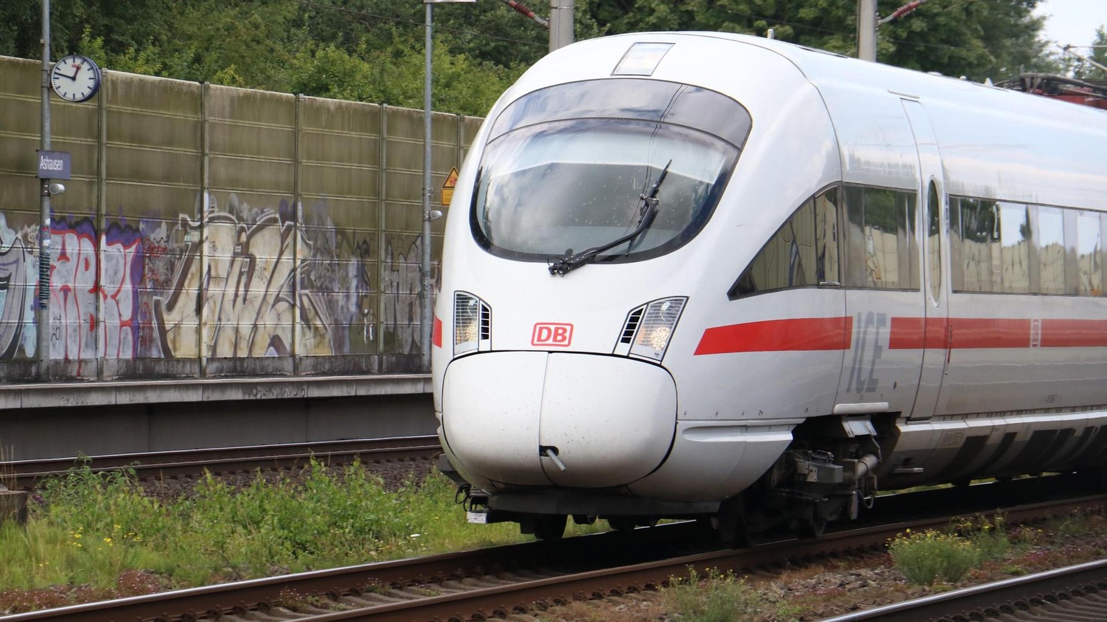 Peinliche-Panne-Bericht-zur-ICE-Trasse-schlampig-geschw-rzt