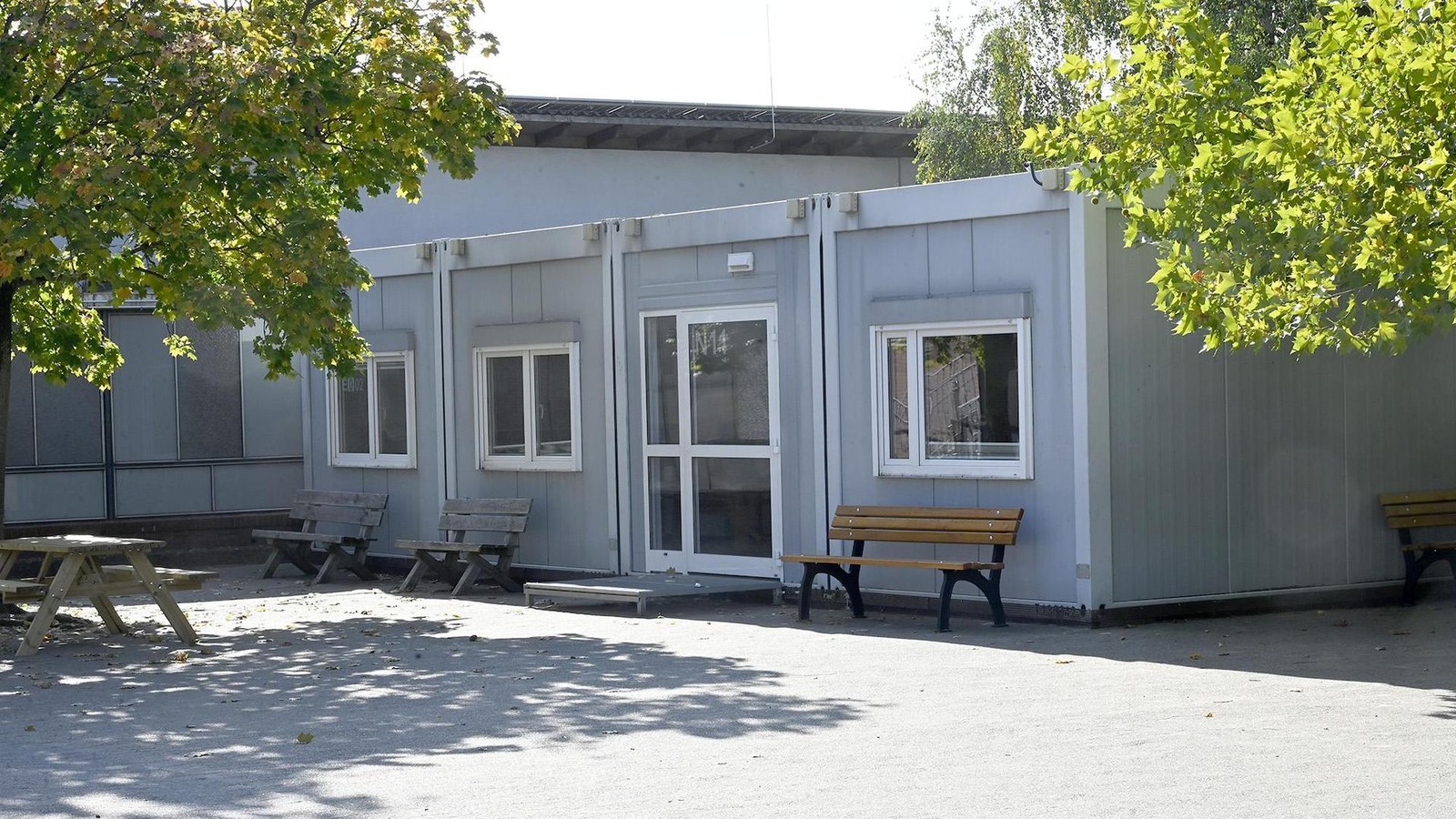Zu-wenig-Klassenr-ume-Diese-Schule-in-Braunschweig-bekommt-Container