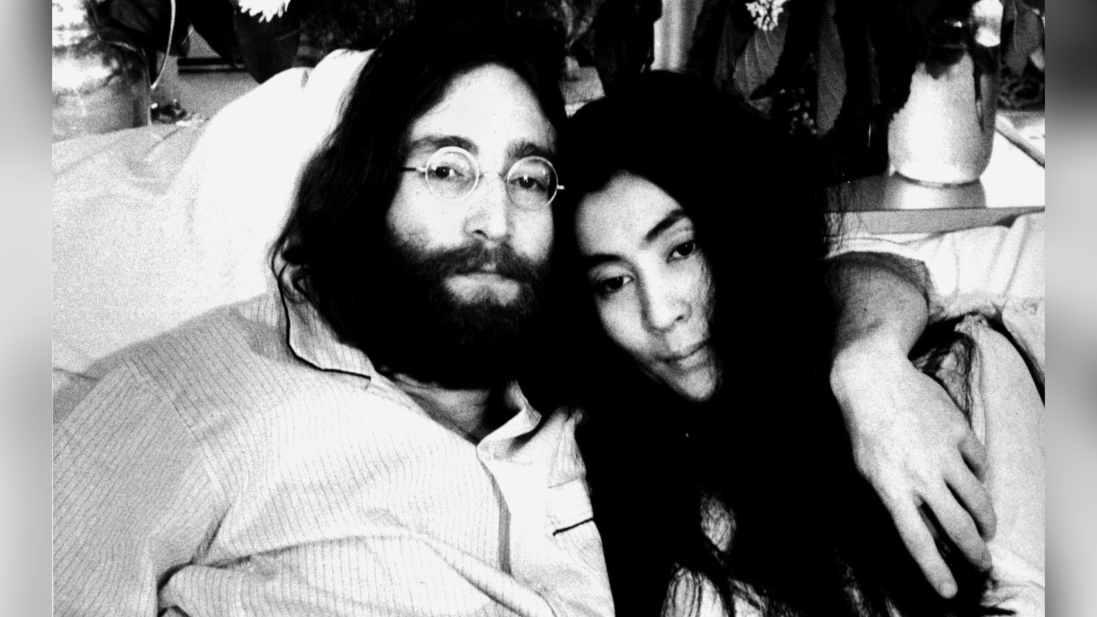 Ganz-nah-dran-an-B-cher-ber-John-Lennon-und-Yoko-Ono