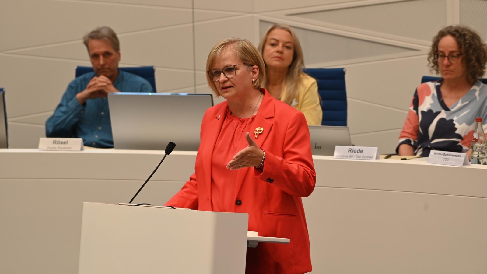 D-stere-Prognose-f-r-Norderstedt-Defizit-von-20-Millionen-Euro-f-r-2026-