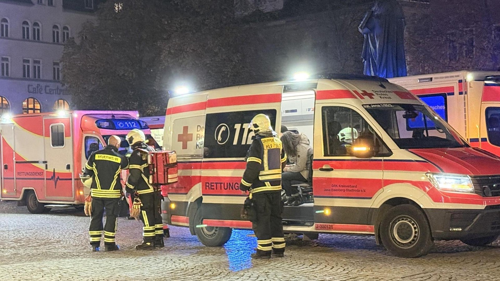 Feuerball-am-Jenaer-Markt-Drei-Menschen-verletzt